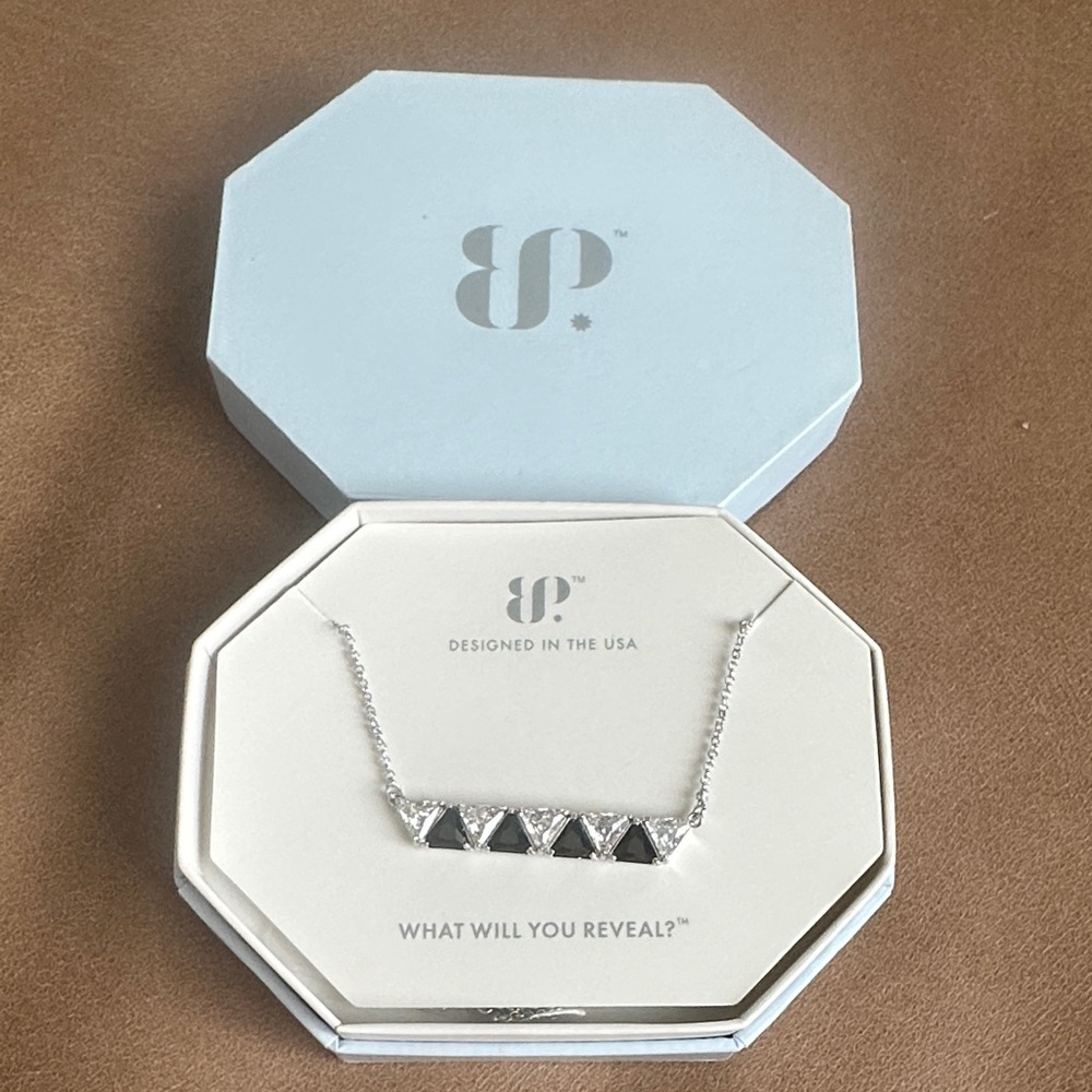 Let’s Get Away Elegant Rhodium plating black onyx and cubic zirconia Necklace